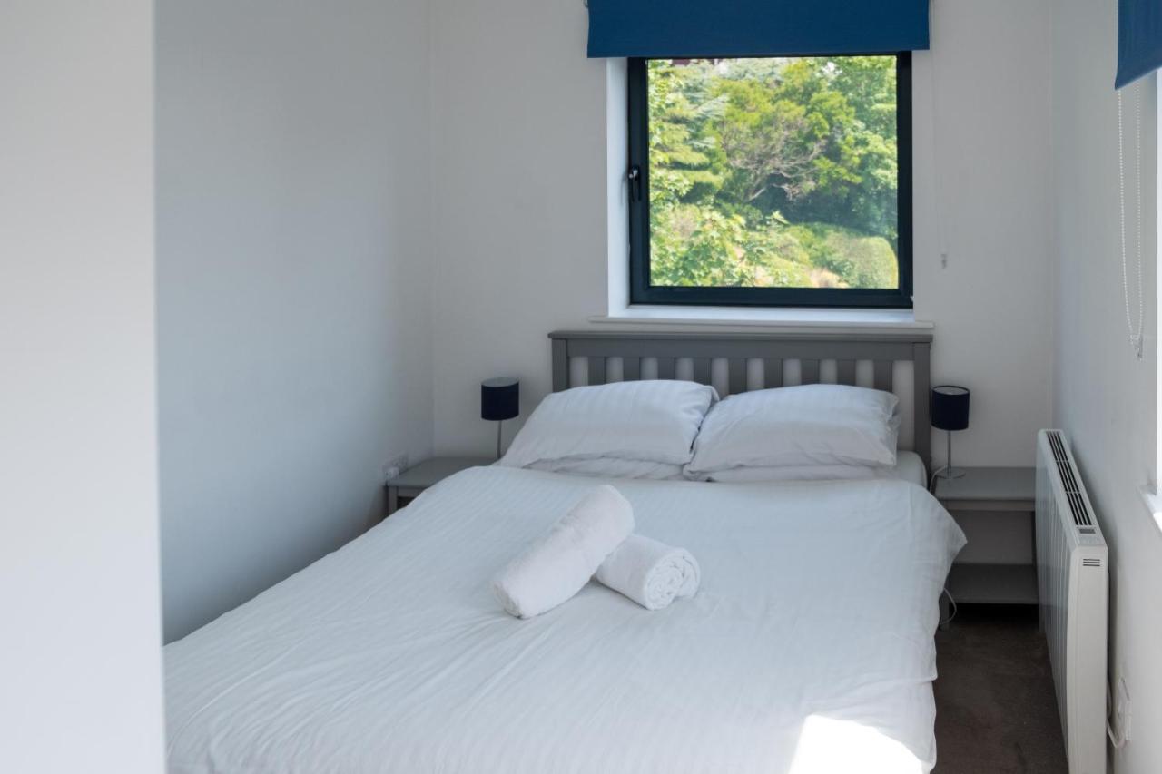 Modern One Bedroom Apartment In Town Centre & 4 Min To The Beach Μπόρνμουθ Εξωτερικό φωτογραφία